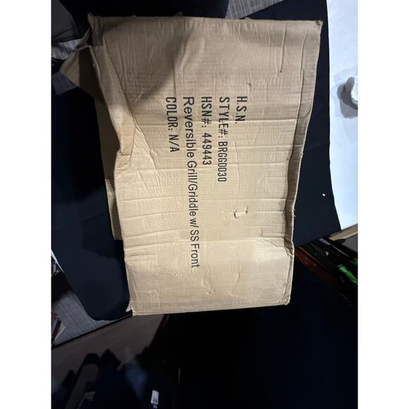 Wolfgang Puck Reversible Grill/Griddle - new in box - Picture 1 of 4